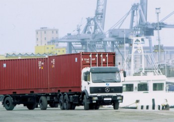 Thuê xe tải container giá rẻ tại Hà Nội phường Yên Sở